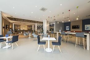 Holiday Inn Express Warsaw - Mokotow by IHG