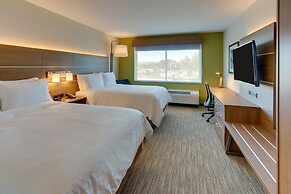 Holiday Inn Express & Suites Roanoke – Civic Center by IHG