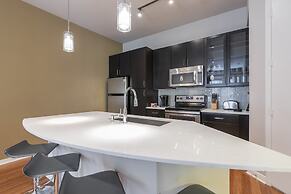 Luxury Med Center Fully Equipped King Sized Bed Condos