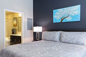 Luxury Med Center Fully Equipped King Sized Bed Condos