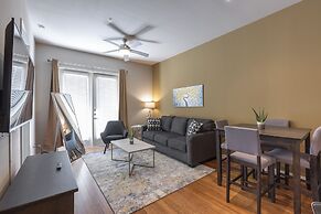 Luxury Med Center Fully Equipped King Sized Bed Condos