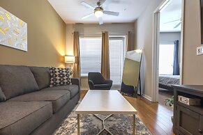 Luxury Med Center Fully Equipped King Sized Bed Condos