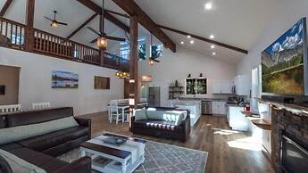Scenic Wonders Half Dome Loft 3 Bedroom