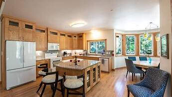 Scenic Wonders Blue Sky Lodge 3 Bedrooms