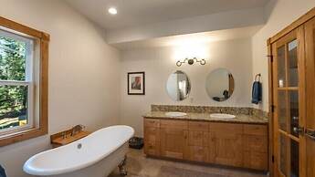 Scenic Wonders Blue Sky Lodge 3 Bedrooms