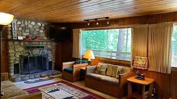 Yosemite Scenic Wonders Along the River