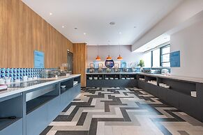 Holiday Inn Express Guiyang Jinyang Avenue by IHG