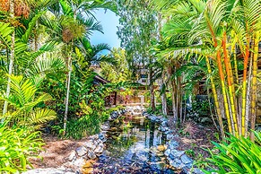 Luxury Apartment at Sea Temple Palm Cove 2 Bed 2 Bath