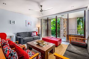 Luxury Apartment at Sea Temple Palm Cove 2 Bed 2 Bath