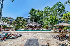 Luxury Apartment at Sea Temple Palm Cove 2 Bed 2 Bath