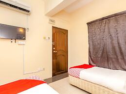 OYO 89703 B Link Hotel