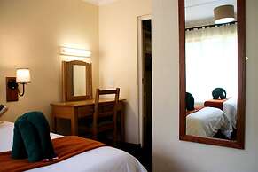 Riverbend Chalets Self Catering