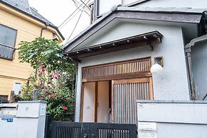 Villa Traditional Designer House Oyama