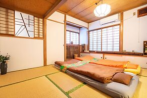 Villa Traditional Designer House Oyama