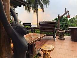 Sairee View Resort