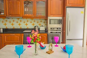 2 Bed Majestic Villa Near Beach