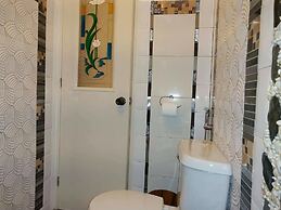 BING-VICE Tourist Inn