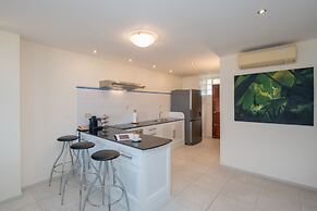 Phuket Palace Condominium by Ale