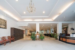 Phuket Palace Condominium by Ale