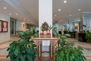 Phuket Palace Condominium by Ale