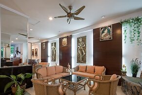 Phuket Palace Condominium by Ale