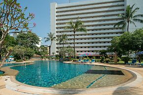 Phuket Palace Condominium by Ale