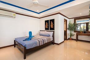 Phuket Palace Condominium by Ale