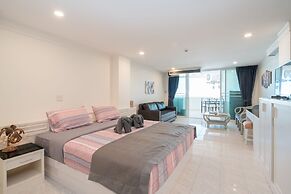 Phuket Palace Condominium by Ale