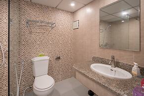 Phuket Palace Condominium by Ale