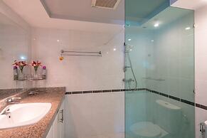 Phuket Palace Condominium by Ale