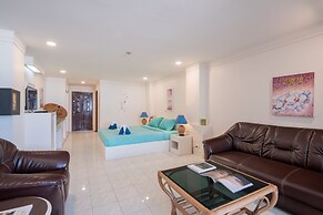 Phuket Palace Condominium by Ale