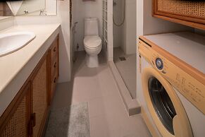 Phuket Palace Condominium by Ale