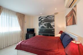 Phuket Palace Condominium by Ale