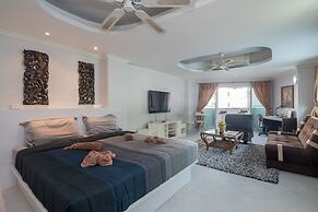 Phuket Palace Condominium by Ale