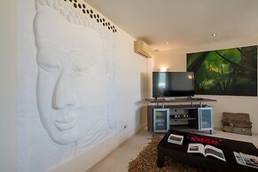 Phuket Palace Condominium by Ale