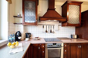 Ursynow Lavish Apartment