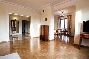 Ursynow Lavish Apartment