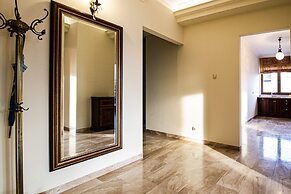 Ursynow Lavish Apartment