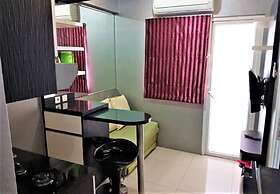 Green Pramuka Apartement By Vici