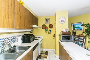 Spacious Condos with Private Balcony at Discovery Bay - Free Wifi, Nea