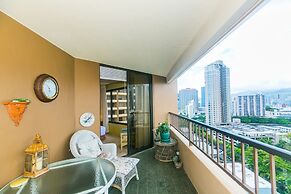 Spacious Condos with Private Balcony at Discovery Bay - Free Wifi, Nea