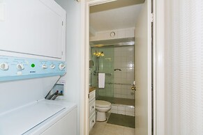 Spacious Condos with Private Balcony at Discovery Bay - Free Wifi, Nea