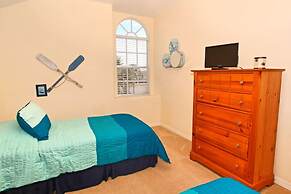 Peacful Surroundings Pool/spa Games Room! 5 Bedroom Villa by RedAwning