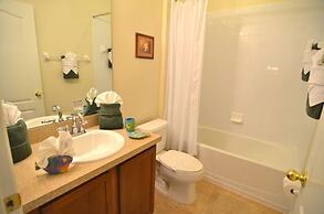 Gem Games Room & Private Pool/spa! 4 Bedroom Villa by Redawning