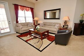 Poolside Penthouse Cabana 3 Bedroom Condo by RedAwning