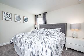 Champions Gate 8 Bedroom Villa by Redawning