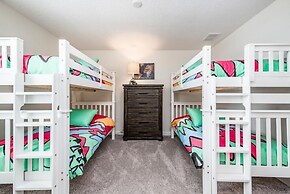 Champions Gate 8 Bedroom Villa by Redawning