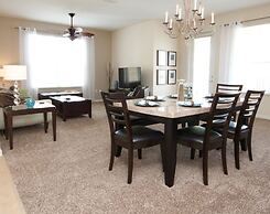 Island Breeze Lake View 3 Bedroom Condo by RedAwning