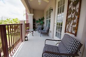 Island Breeze Lake View 3 Bedroom Condo by RedAwning