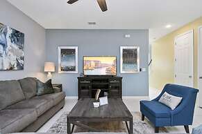 1600cpc 4 Bedroom Townhouse by RedAwning